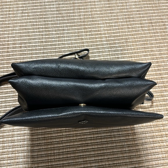 J Jill Do-It-All Crossbody Black Pebble Leather Purse - Picture 4 of 17